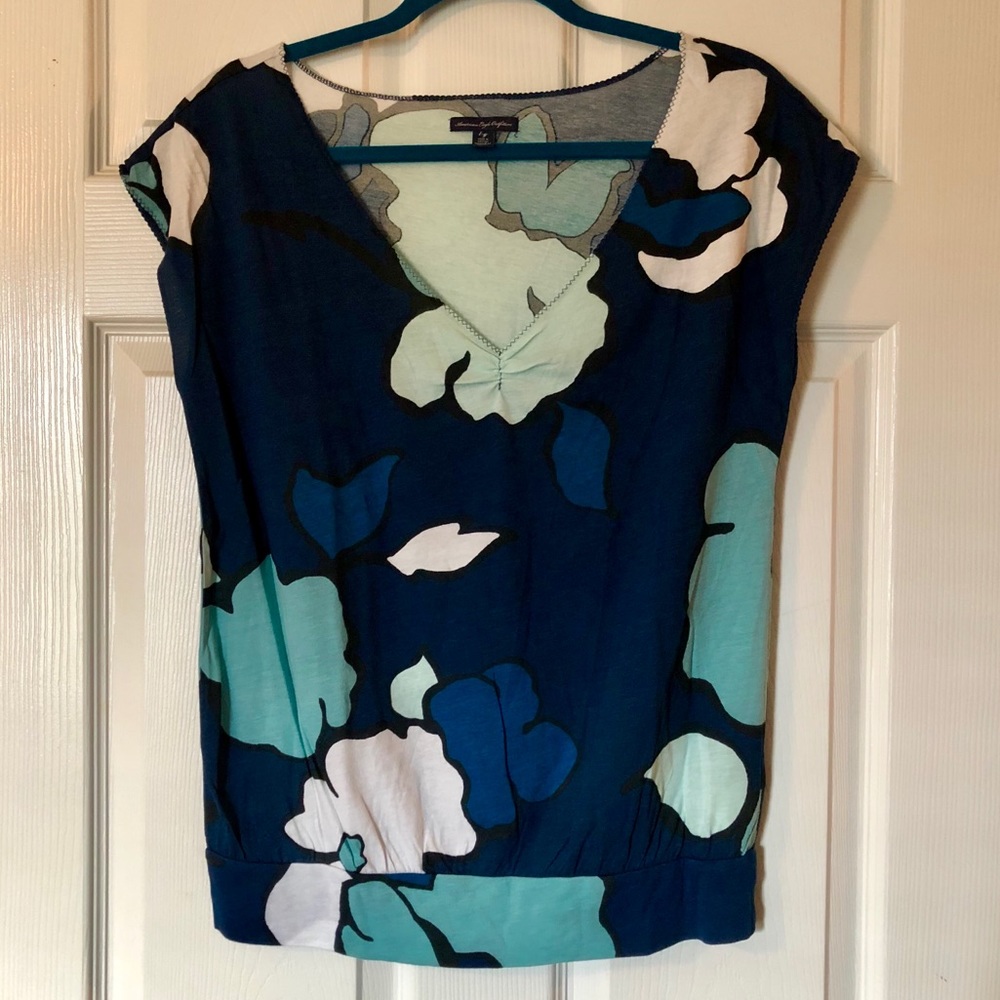 American Eagle Outfitters Short Sleeve Tee